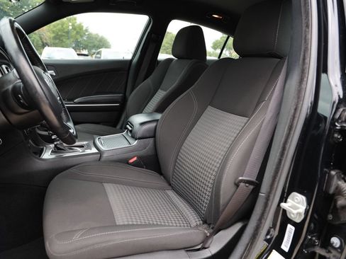 Used 2023 Dodge Charger SXT RWD image 23