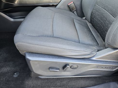 Certified 2022 Ford F150 XLT w/ Equipment Group 302A High image 18