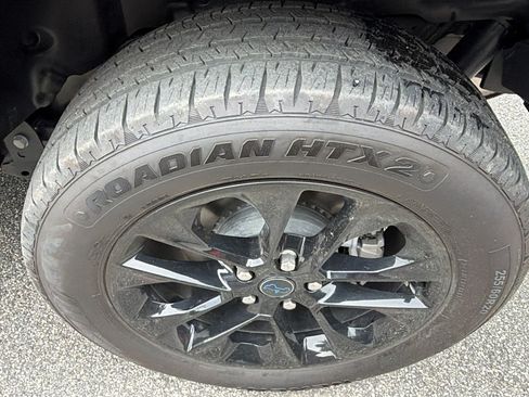 Used 2025 Jeep Wrangler Unlimited Sahara AWD/4WD image 12
