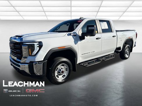 Certified 2024 GMC Sierra 2500 Pro w/ Convenience Package image 9