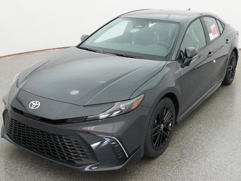 New 2026 Toyota Camry SE FWD image 16