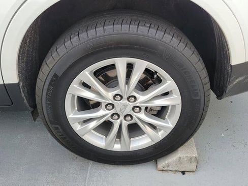 Used 2023 Cadillac XT5 Luxury FWD image 8