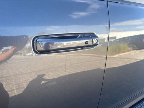 Used 2022 RAM 3500 Laramie w/ Night Edition image 9