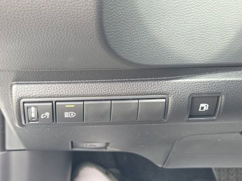 Used 2026 Toyota Corolla LE FWD image 26