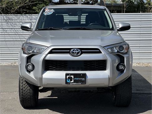 Used 2021 Toyota 4Runner SR5 AWD/4WD image 7