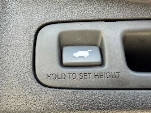 Used 2017 Honda CR-V Touring image 21