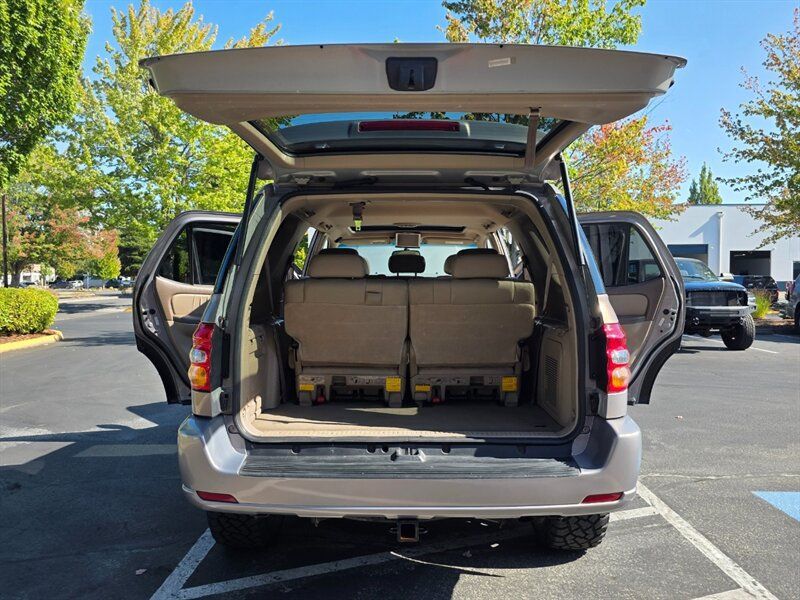 Used 2002 Toyota Sequoia Limited AWD/4WD image 30