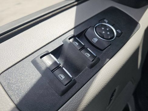Used 2022 Ford F250 XL w/ Power Equipment Group AWD/4WD image 28