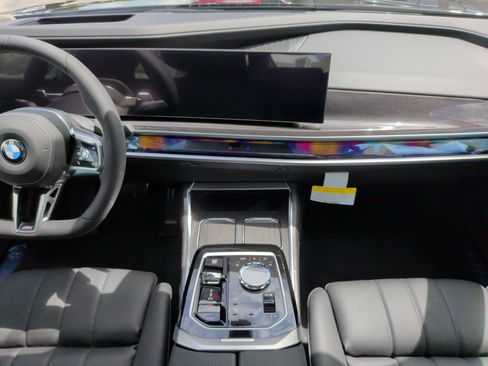 New 2026 BMW 760i xDrive w/ Executive Package AWD/4WD image 35