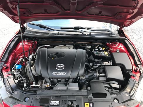 Used 2016 MAZDA MAZDA3 i Sport w/ Preferred Equipment Package FWD image 8