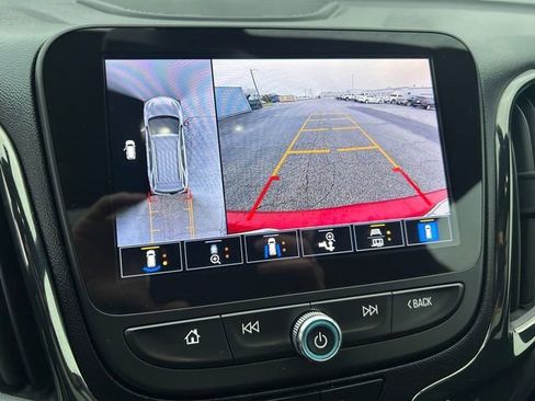 Used 2022 Chevrolet Equinox RS w/ RS Leather Package image 29