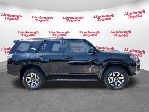 Used 2024 Toyota 4Runner TRD Off-Road AWD/4WD image 2
