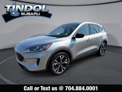 Used 2022 Ford Escape SE w/ SE Sport Appearance Package