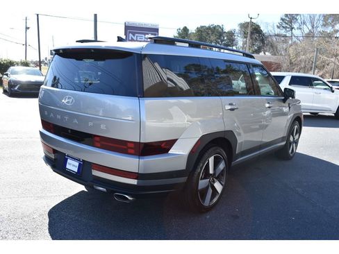 Used 2024 Hyundai Santa Fe Limited image 5