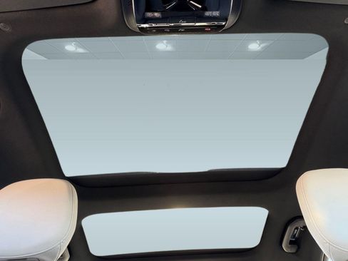 New 2026 Mercedes-Benz C 300 4MATIC Sedan image 15
