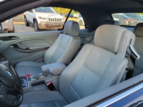 Used 2002 BMW 325Ci Convertible RWD image 10