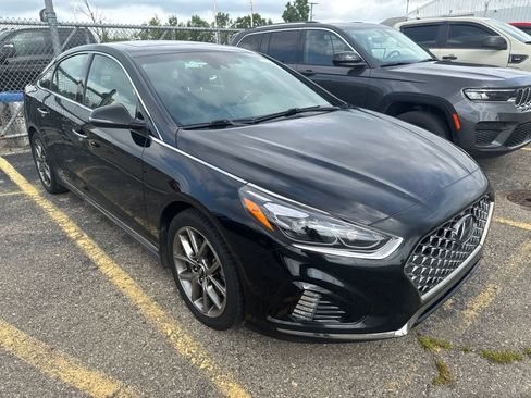 Used 2018 Hyundai Sonata Limited FWD image 24