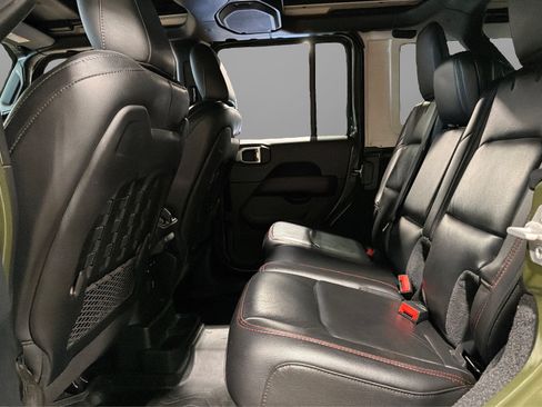 Used 2021 Jeep Wrangler Unlimited Rubicon w/ Uconnect 4C Nav & Sound Group AWD/4WD image 36