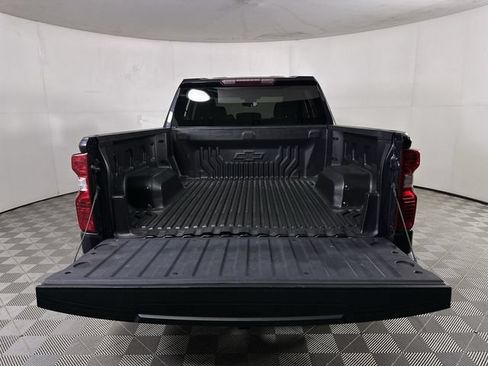 Used 2023 Chevrolet Silverado 1500 LT AWD/4WD image 27