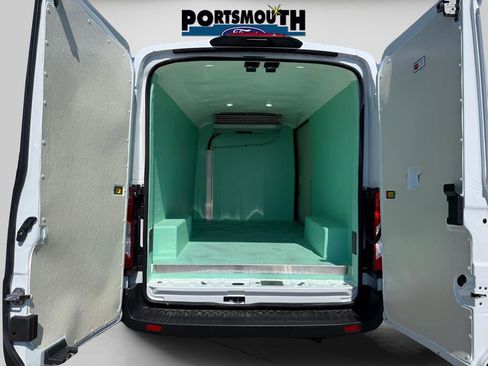 New 2025 Ford Transit 250 148 Medium Roof Extended AWD image 20