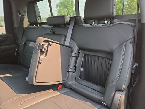 Used 2024 Chevrolet Silverado 3500 LTZ w/ LTZ Plus Package AWD/4WD image 34