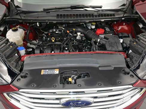 Used 2019 Ford Edge Titanium w/ Equipment Group 301A image 12