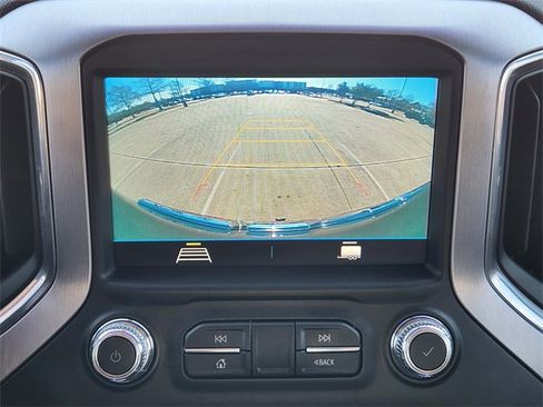 Used 2022 GMC Sierra 1500 Elevation image 18