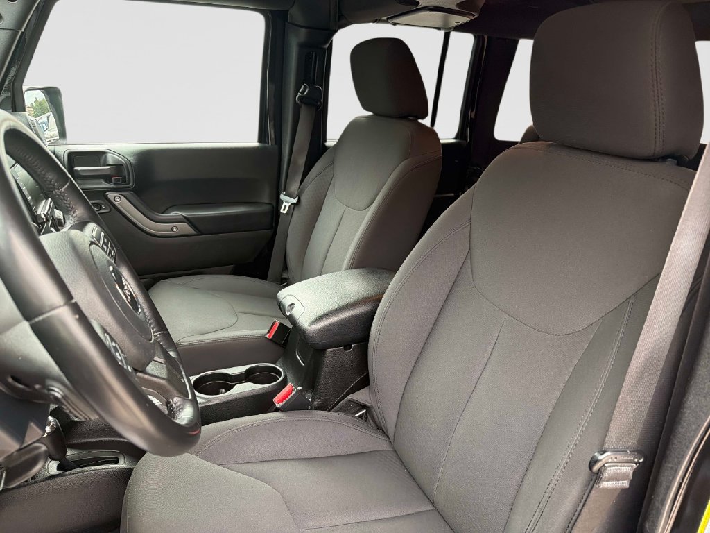 Used 2018 Jeep Wrangler Unlimited Sport S AWD/4WD image 19