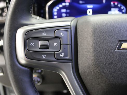 Used 2025 Chevrolet Silverado 2500 LTZ w/ Z71 Chrome Sport Edition image 21