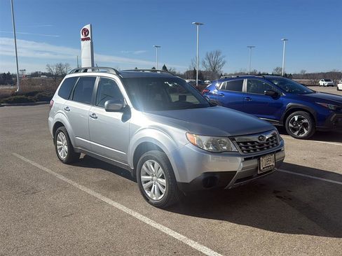 Used 2012 Subaru Forester 2.5X Premium image 18