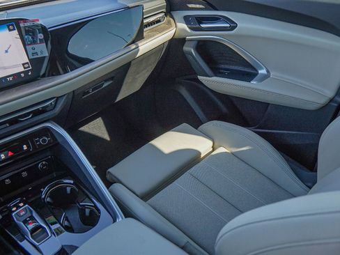 New 2025 Audi Q5 Premium Plus image 20