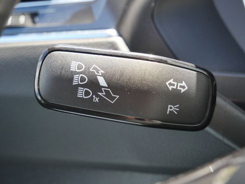 Used 2021 Volkswagen Tiguan S AWD/4WD image 34
