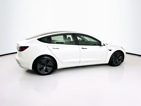 Used 2023 Tesla Model 3 Standard Range image 10