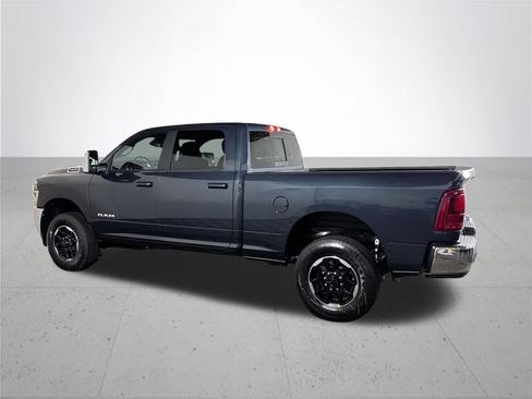 New 2026 RAM 2500 Laramie AWD/4WD image 8