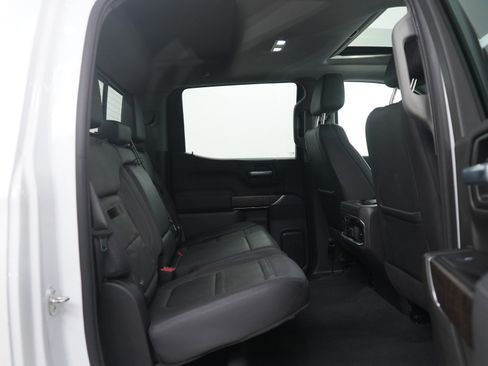 Used 2021 GMC Sierra 1500 Denali w/ Denali Ultimate Package image 12