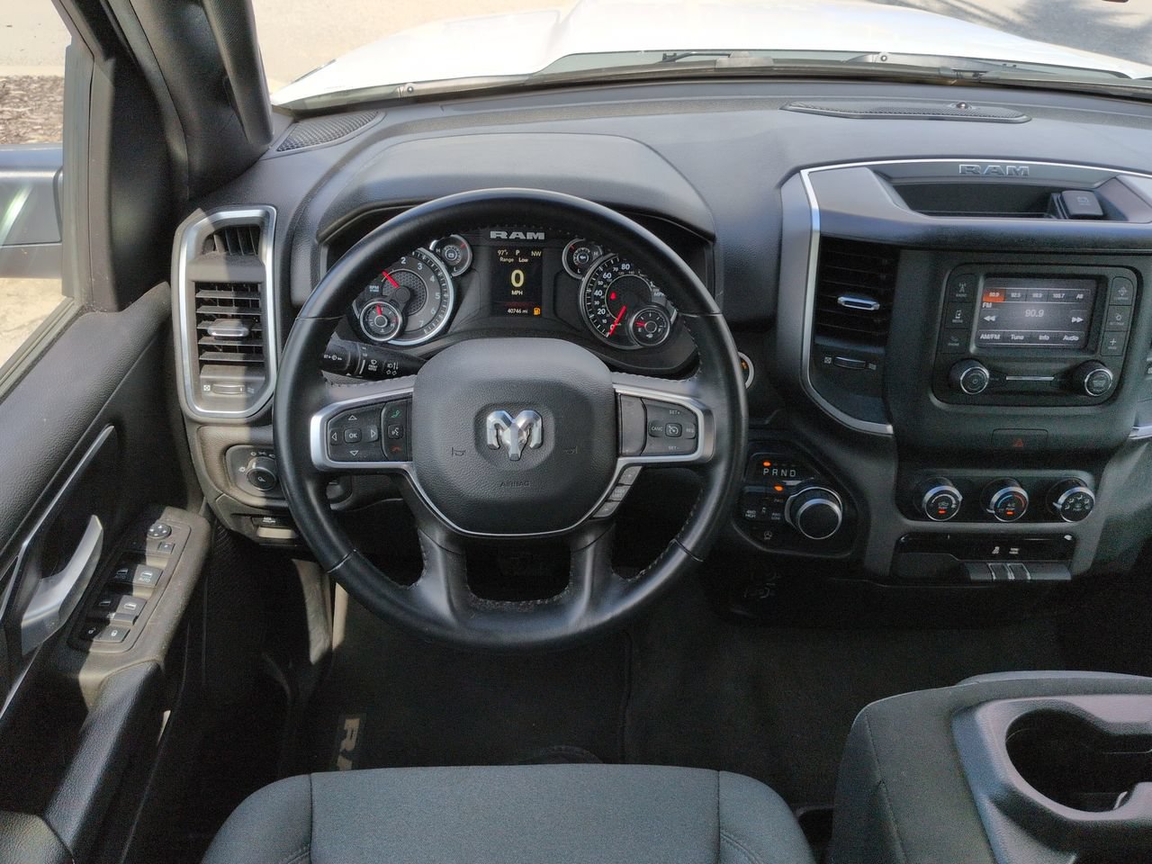 Used 2024 RAM 1500 Big Horn AWD/4WD image 16