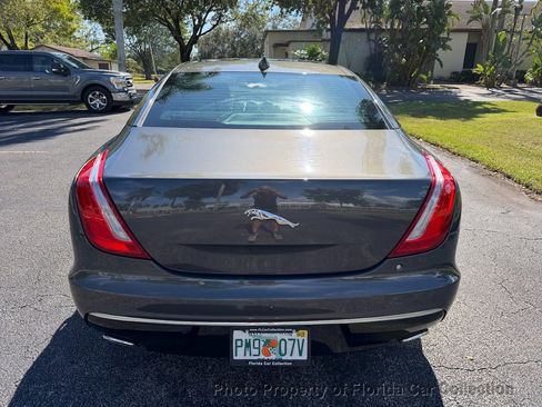 Used 2016 Jaguar XJ L Portfolio image 14
