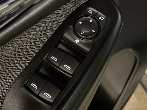Used 2025 Chevrolet TrailBlazer LT FWD image 24