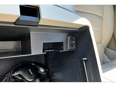 Used 2019 GMC Yukon XL Denali w/ Denali Ultimate Package image 27