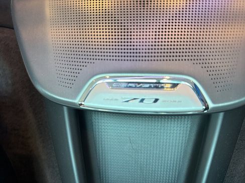 Used 2023 Chevrolet Corvette Stingray Premium Conv w/ Z51 Performance Package image 18