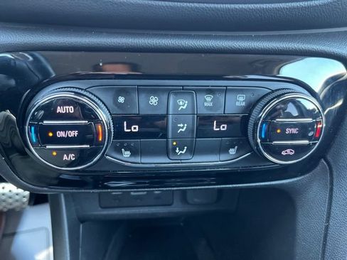 Used 2023 Buick Encore GX Select w/ Safety Package II AWD/4WD image 42