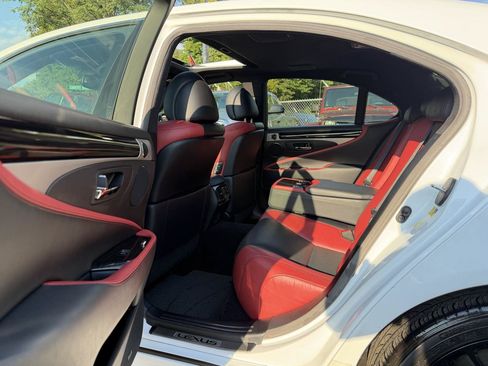 Used 2015 Lexus LS 460 AWD image 40