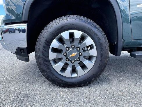 New 2026 Chevrolet Silverado 2500 LT w/ Safety Package AWD/4WD image 7