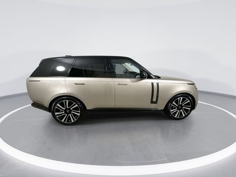 Used 2023 Land Rover Range Rover SE AWD/4WD image 9