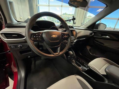 Used 2021 Chevrolet TrailBlazer LS image 13
