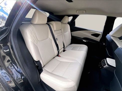 Used 2023 Lexus RX 350 FWD image 19