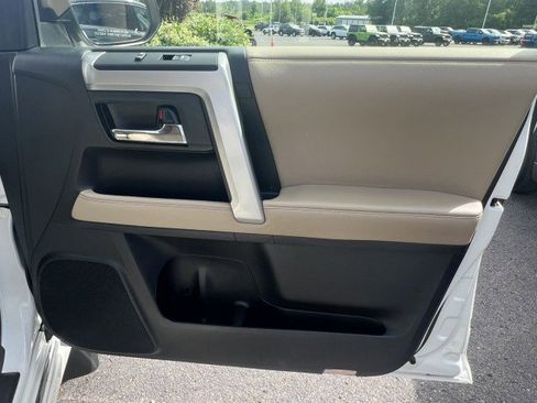 Used 2022 Toyota 4Runner Limited image 15