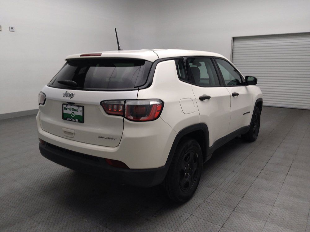 Used 2018 Jeep Compass Sport FWD image 9