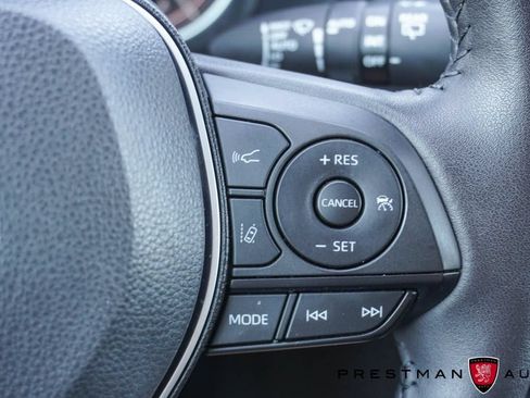 Used 2025 Toyota RAV4 XLE Premium w/ Weather Package AWD/4WD image 30