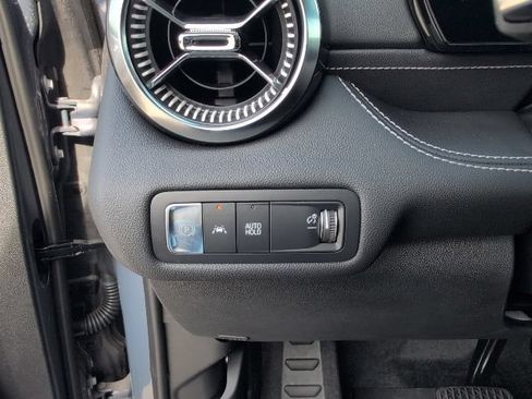 New 2025 Chevrolet Blazer EV LT AWD/4WD image 16